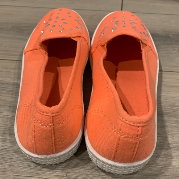 NWOT slip-ons 7 - Picture 2 of 5